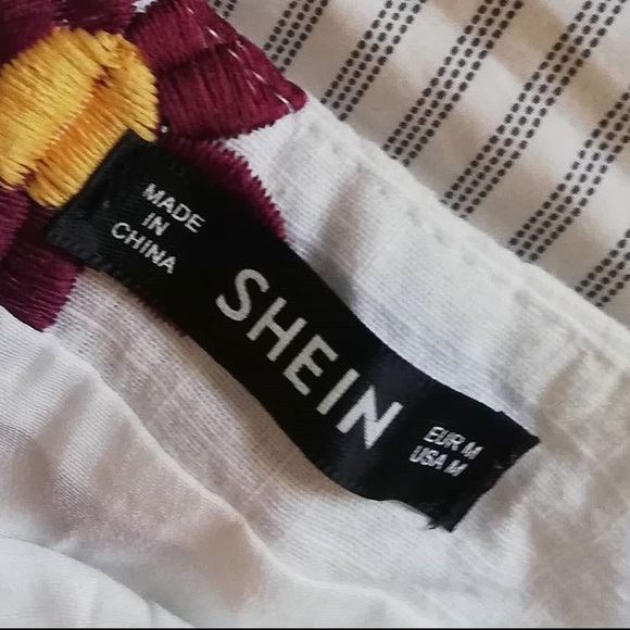 Flower Embroidered Mini Skirt - Picture 3 of 3